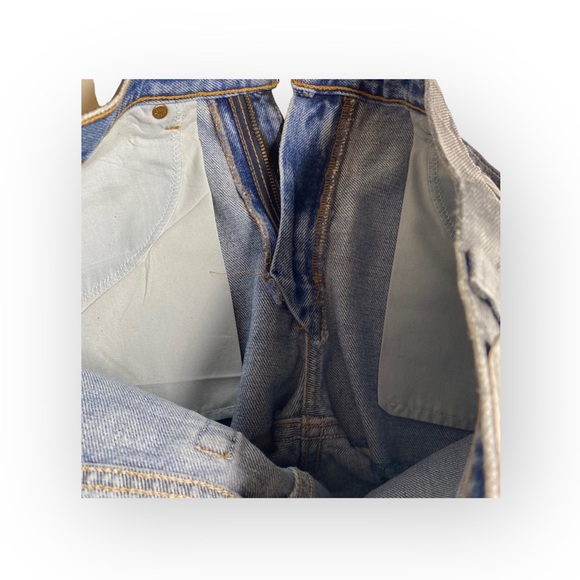 new LF Furst of a Kind ★ Levi's® 517’s® ★ Black Coated Cut Off Denim Shorts ★ - Picture 8 of 16